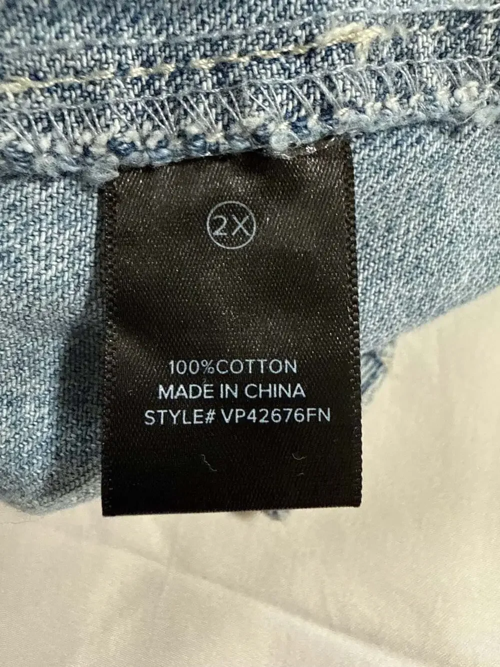 Fashion Nova 2X Distressed Denim NWT Light Wash Ripped Sleeveless Vest Plus Size - Picture 7 of 8